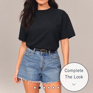 NWT Abercrombie curve love 90s cutoff short